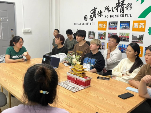 狠狠亚洲超碰狼人久久